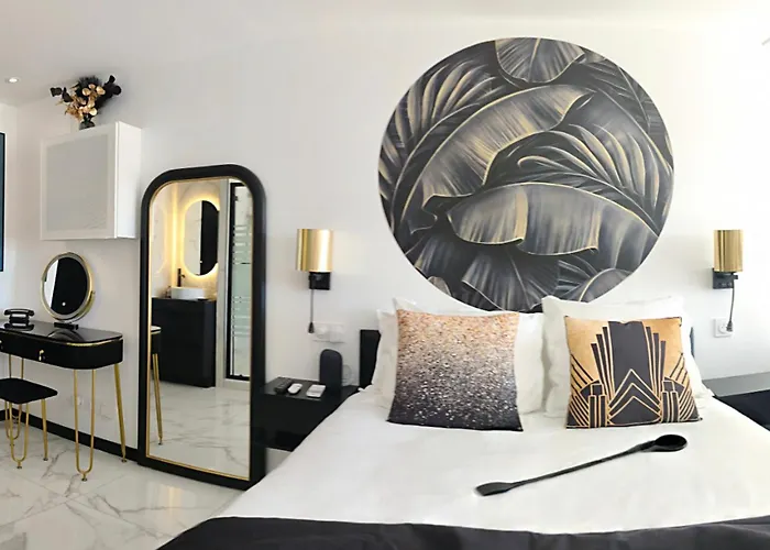 Апартаменты Naturist Deluxe - Le Boudoir Heliopolis *